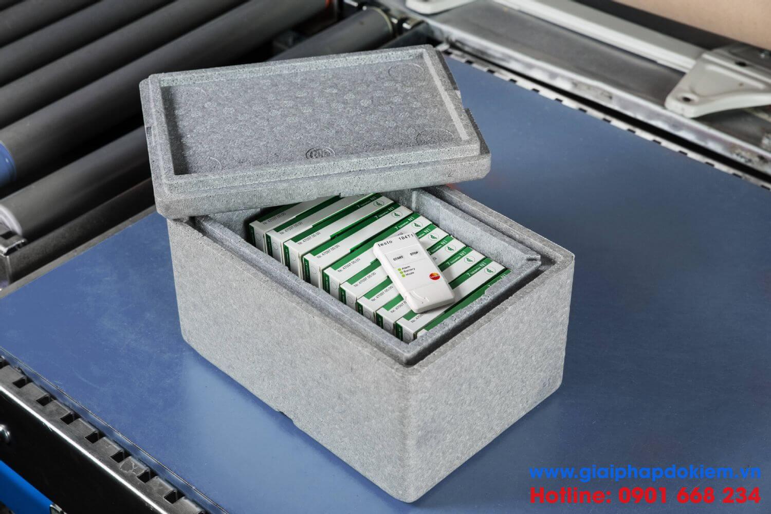 Máy đo nhiệt độ tự ghi testo 184 T4