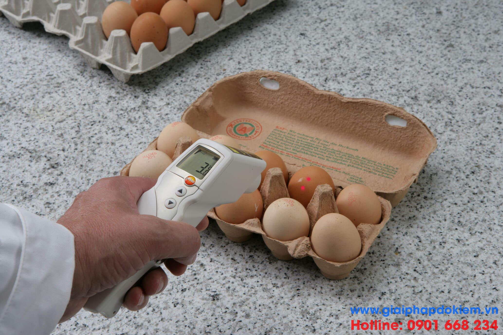 Nhiệt kế hồng ngoại testo 831