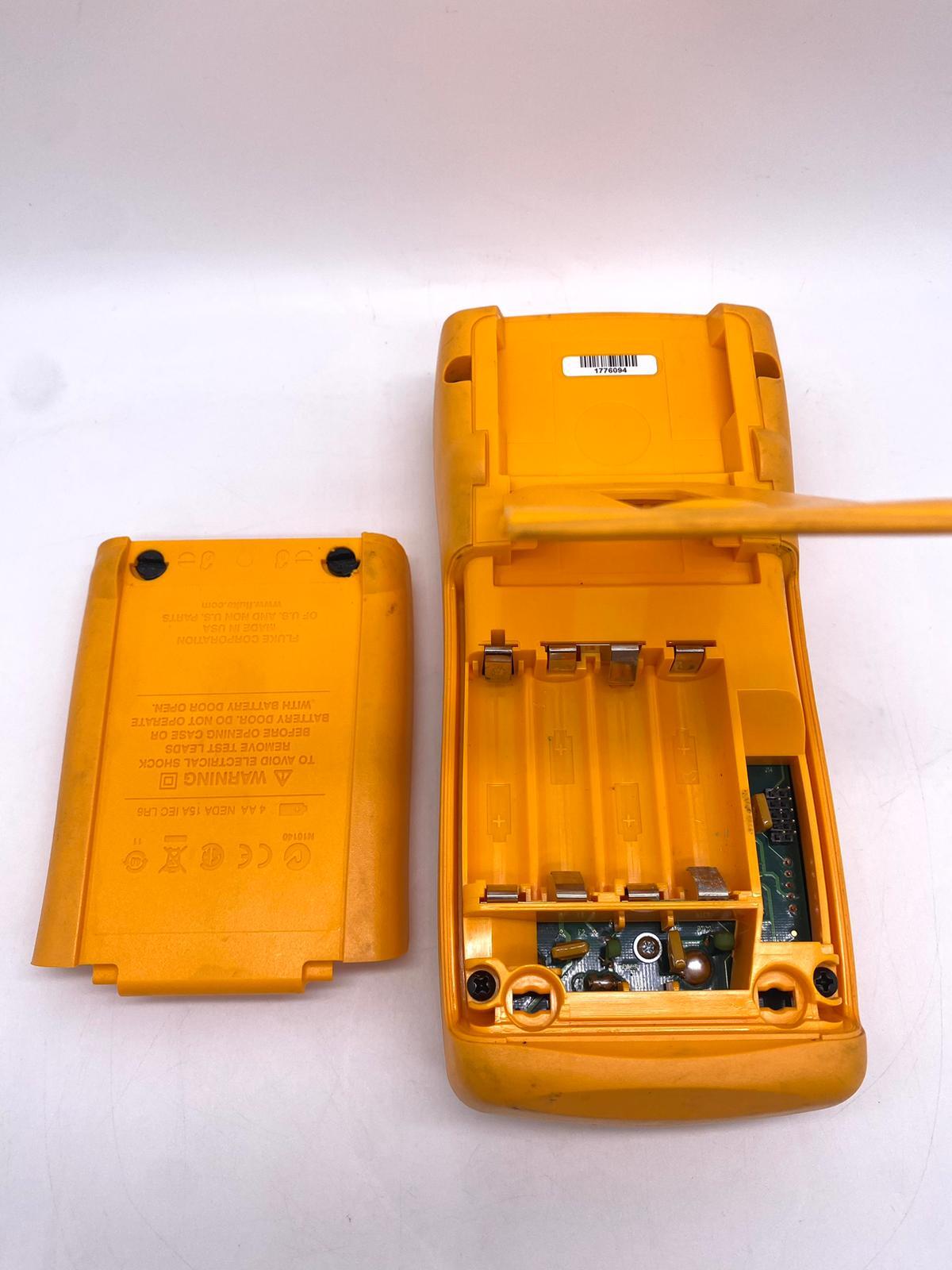 Máy hiệu chuẩn đa năng Fluke 726 28 Máy hiệu chuẩn đa năng Fluke 726 - Ảnh 11