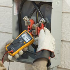 Đồng hồ vạn năng FLUKE 113 37 71Q fFND1YL