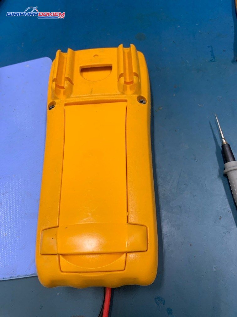 Đồng hồ vạn năng FLUKE 175 25 Đồng hồ vạn năng FLUKE 175 - Ảnh 9