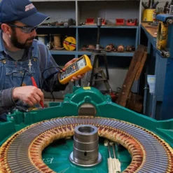 Fluke 1577 Insulation Multimeter Megohm Meter Combo Fluke 1587FC Insulation Multimeter