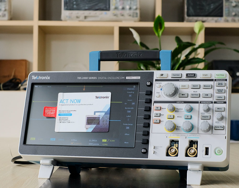 Máy hiện sóng số TEKTRONIX TBS2072B (70Mhz, 2 kênh, 2Gs/s) 4 Máy hiện sóng số TEKTRONIX TBS2072B (70Mhz, 2 kênh, 2Gs/s)