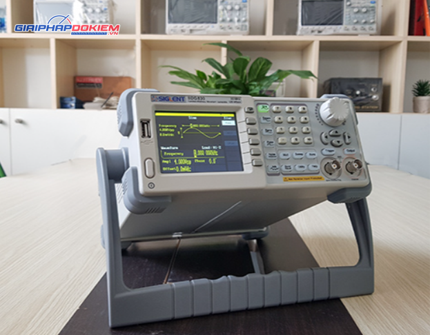 Máy phát xung Siglent SDG830 Waveform Generator 6 Máy phát xung Siglent SDG830 Waveform Generator