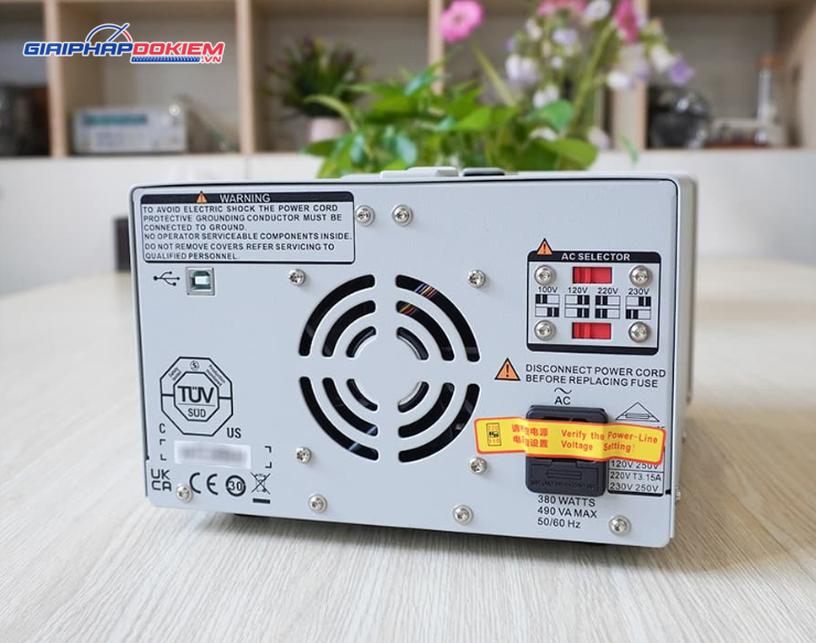Nguồn một chiều (DC) Siglent SPD3303C-30V/3A 9 Nguồn một chiều (DC) Siglent SPD3303C-30V/3A