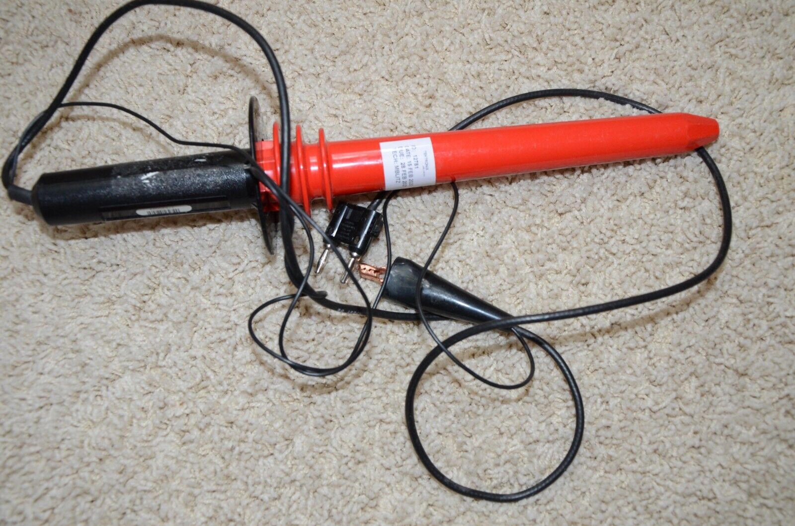 Dụng cụ đo điện áp cao FLUKE 80K-40 21 Dụng cụ đo điện áp cao FLUKE 80K-40 - Ảnh 5