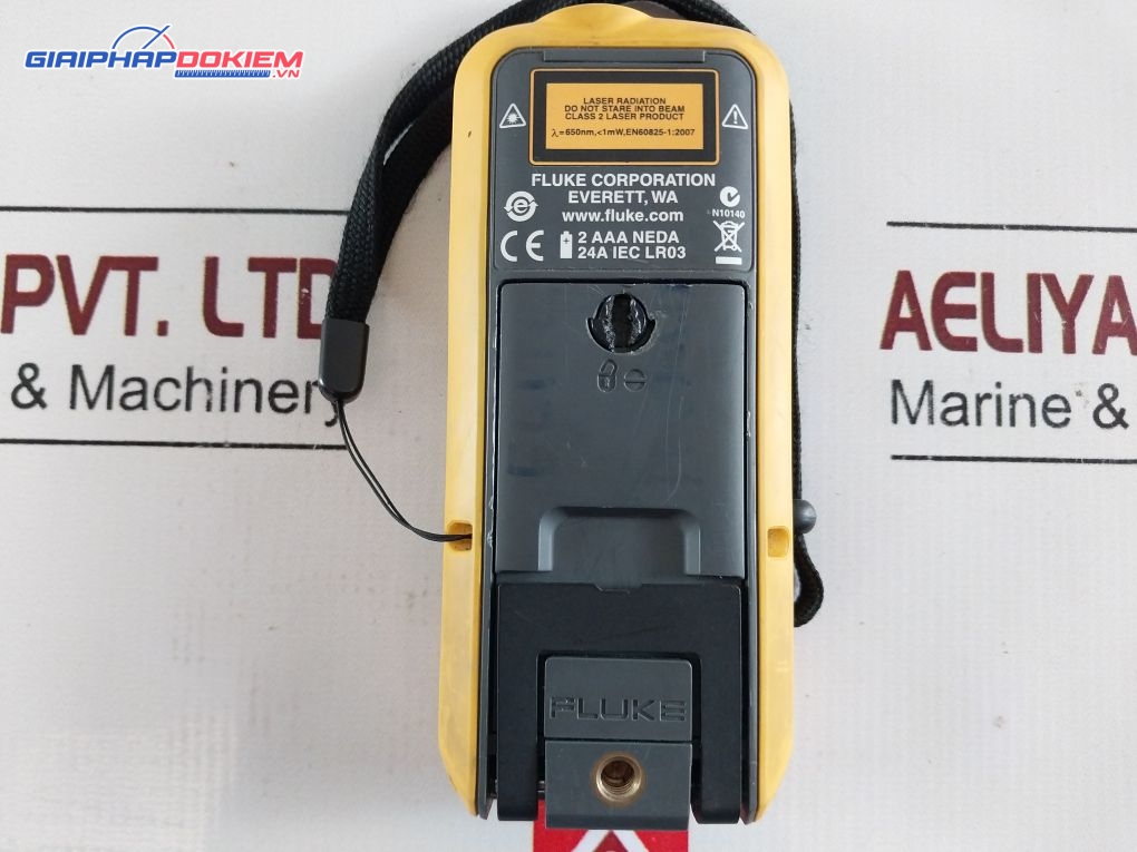 Máy đo khoảng cách bằng laser Fluke 424D (424D ESPR, 100m) 14 Máy đo khoảng cách bằng laser Fluke 424D (424D ESPR, 100m) - Ảnh 3