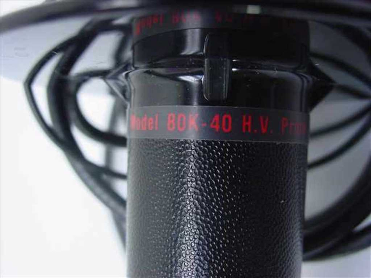 Dụng cụ đo điện áp cao FLUKE 80K-40 29 Dụng cụ đo điện áp cao FLUKE 80K-40 - Ảnh 13