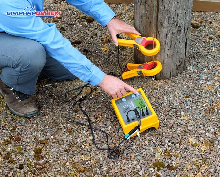 Bộ KIT thiết bị đo điện trở đất FLUKE 1625-2 KIT 23 Bộ KIT thiết bị đo điện trở đất FLUKE 1625-2 KIT - Ảnh 13
