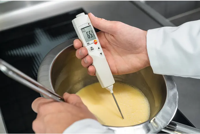 Máy đo nhiệt độ tiếp xúc Testo 106 TopSafe 9 Máy đo nhiệt độ tiếp xúc Testo 106 TopSafe