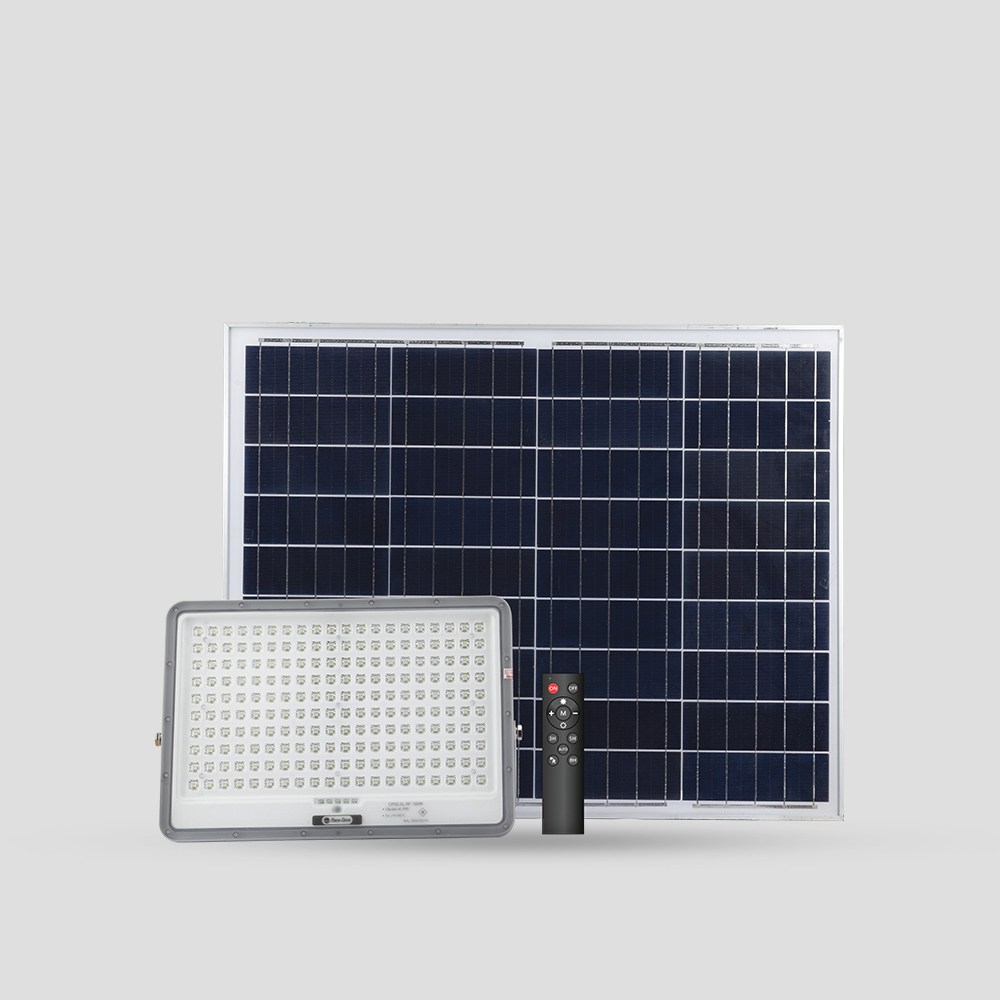 Đèn chiếu pha năng lượng mặt trời CP02.SL.RF 150W 2 Đèn chiếu pha năng lượng mặt trời CP02.SL.RF 150W