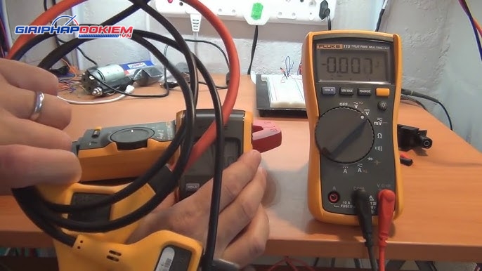 Ampe kìm AC/DC hiệu dụng thực hiển thị từ xa Fluke 381 với iFlex 19 Ampe kìm AC/DC hiệu dụng thực hiển thị từ xa Fluke 381 với iFlex - Ảnh 9