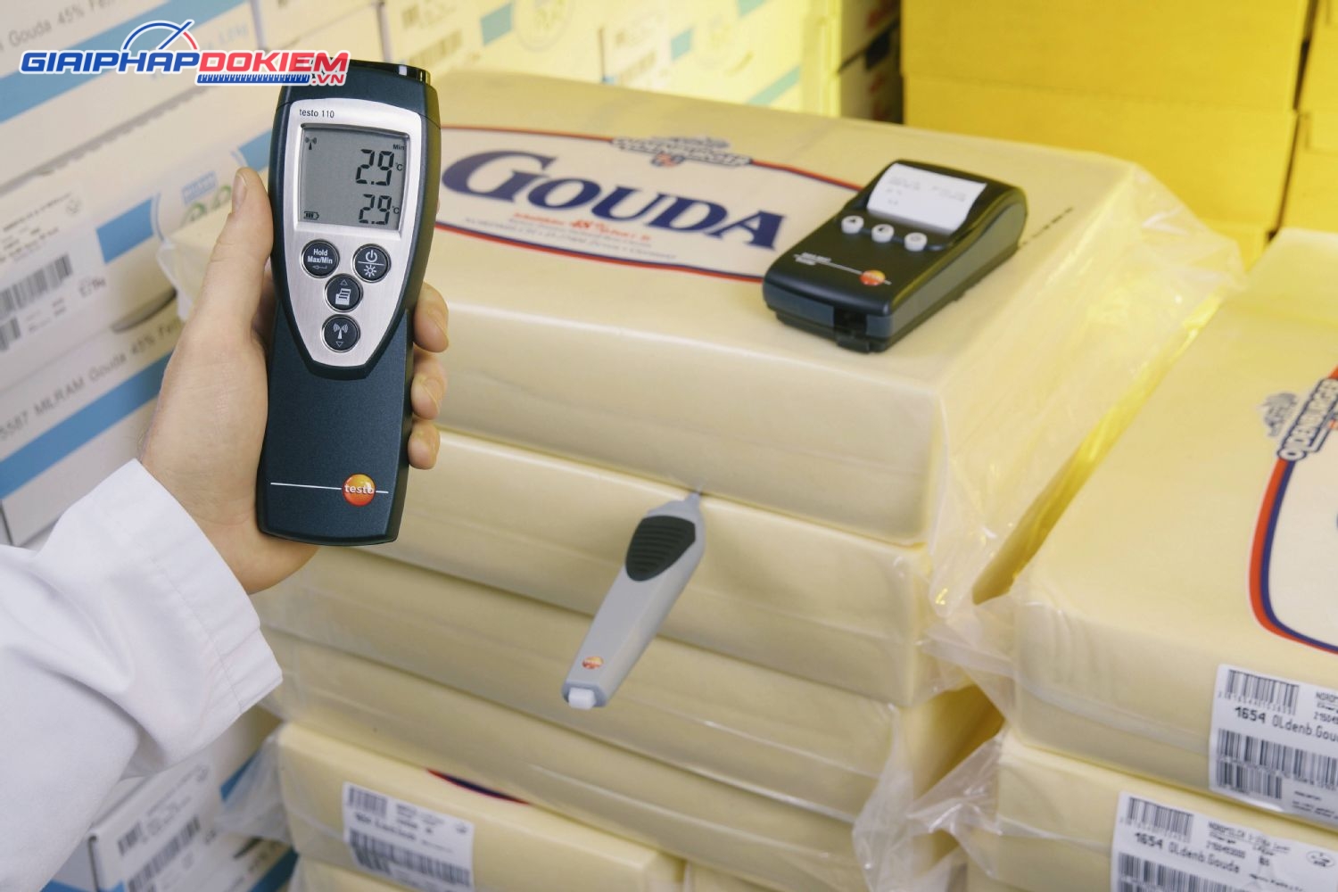 Máy đo nhiệt độ Testo 110 (-50 ~ +150 °C) 4 máy đo nhiệt độ Testo 110