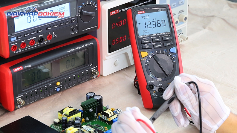 Máy hiệu chuẩn nhiệt độ quá trình đa năng UNI-T UT71 10 Máy hiệu chuẩn nhiệt độ quá trình đa năng UNI-T UT71 - Ảnh 4