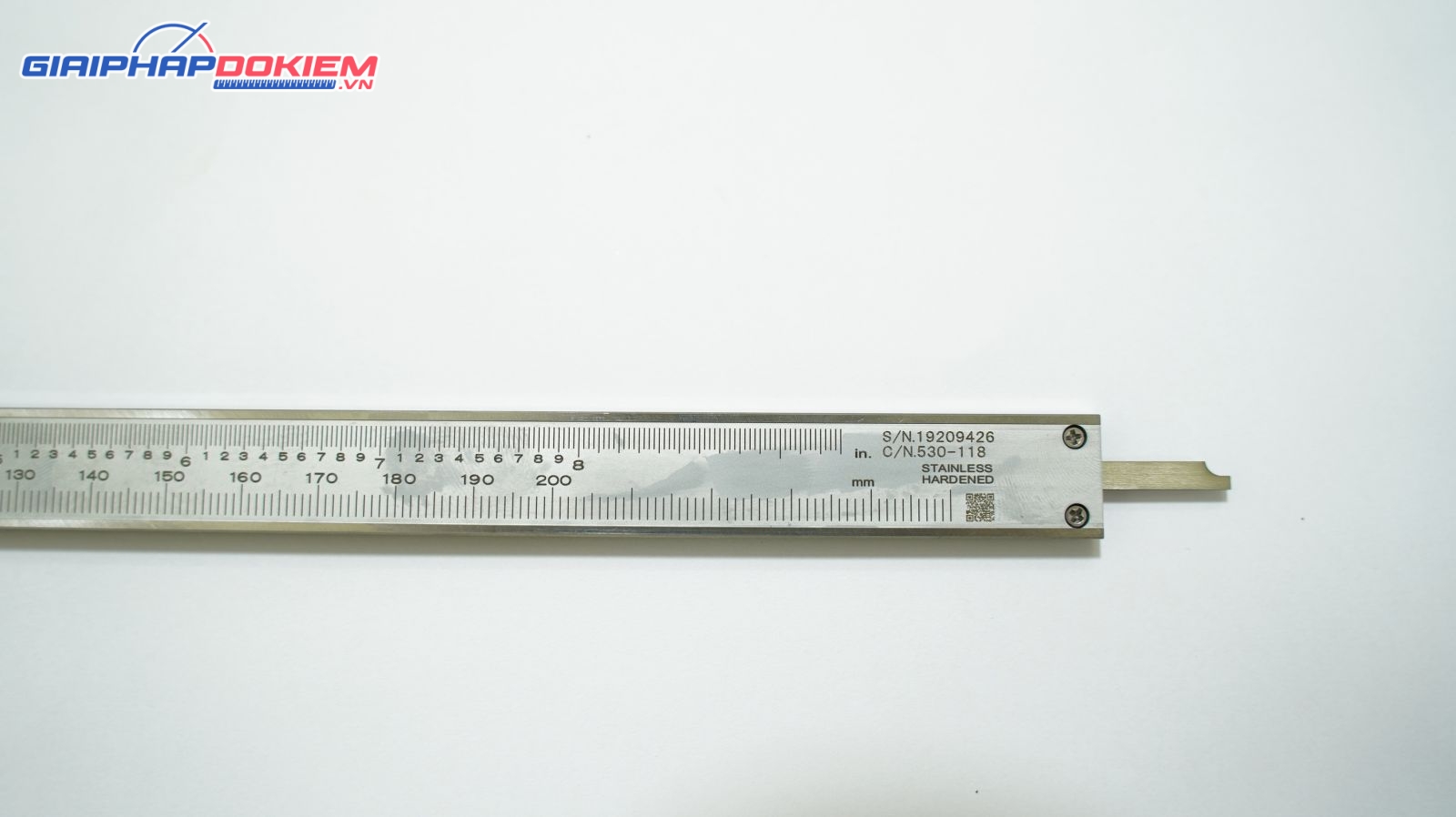 Thước cặp cơ khí Mitutoyo 530-118 0-8"/ 0-200mm/0.02mm 11 Thước cặp cơ khí Mitutoyo 530-118 0-8"/ 0-200mm/0.02mm - Ảnh 3