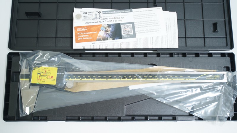 Thước cặp điện tử Mitutoyo 500-173-30 0-300mm/12" x 0.01 11 Thước cặp điện tử Mitutoyo 500-173-30 0-300mm/12" x 0.01 - Ảnh 3