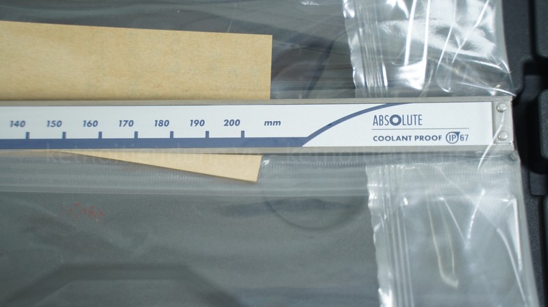 Thước cặp điện tử Mitutoyo 500-703-20 0-200mm x 0.01 12 Thước cặp điện tử Mitutoyo 500-703-20 0-200mm x 0.01 - Ảnh 5