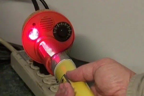 Bút thử điện cao thế không tiếp xúc SEW 278 HP (275kV, IP65, 3 LED) 13 Bút thử điện cao thế không tiếp xúc SEW 278 HP (275kV, IP65, 3 LED) - Ảnh 8