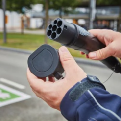 Bộ dụng cụ chuyển đổi kiểm tra trạm sạc Fluke FEV300 EV 23 fluke fev300 ev charging station test adapter kit with type 2 connector 1 fotor 20240808143812