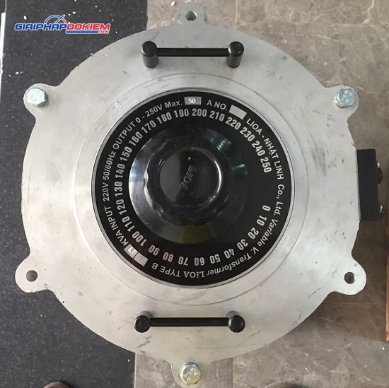 Biến Áp Vô Cấp 1 Pha LiOA SD-25100 5 Biến Áp Vô Cấp 1 Pha LiOA SD-25100 - Ảnh 3