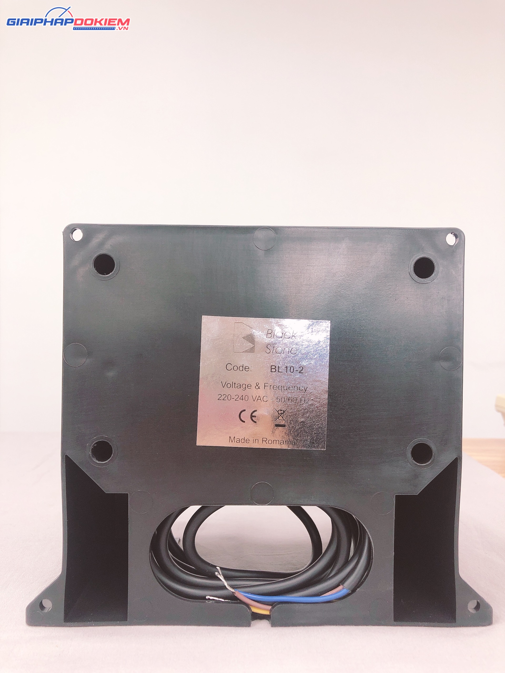 Bơm Định Lượng hóa chất lỏng Black Stone 10.8 lít/giờ 3 bar Hanna BL10-2 2 Bơm Định Lượng hóa chất lỏng Black Stone 10.8 lít/giờ 3 bar Hanna BL10-2 - Ảnh 2