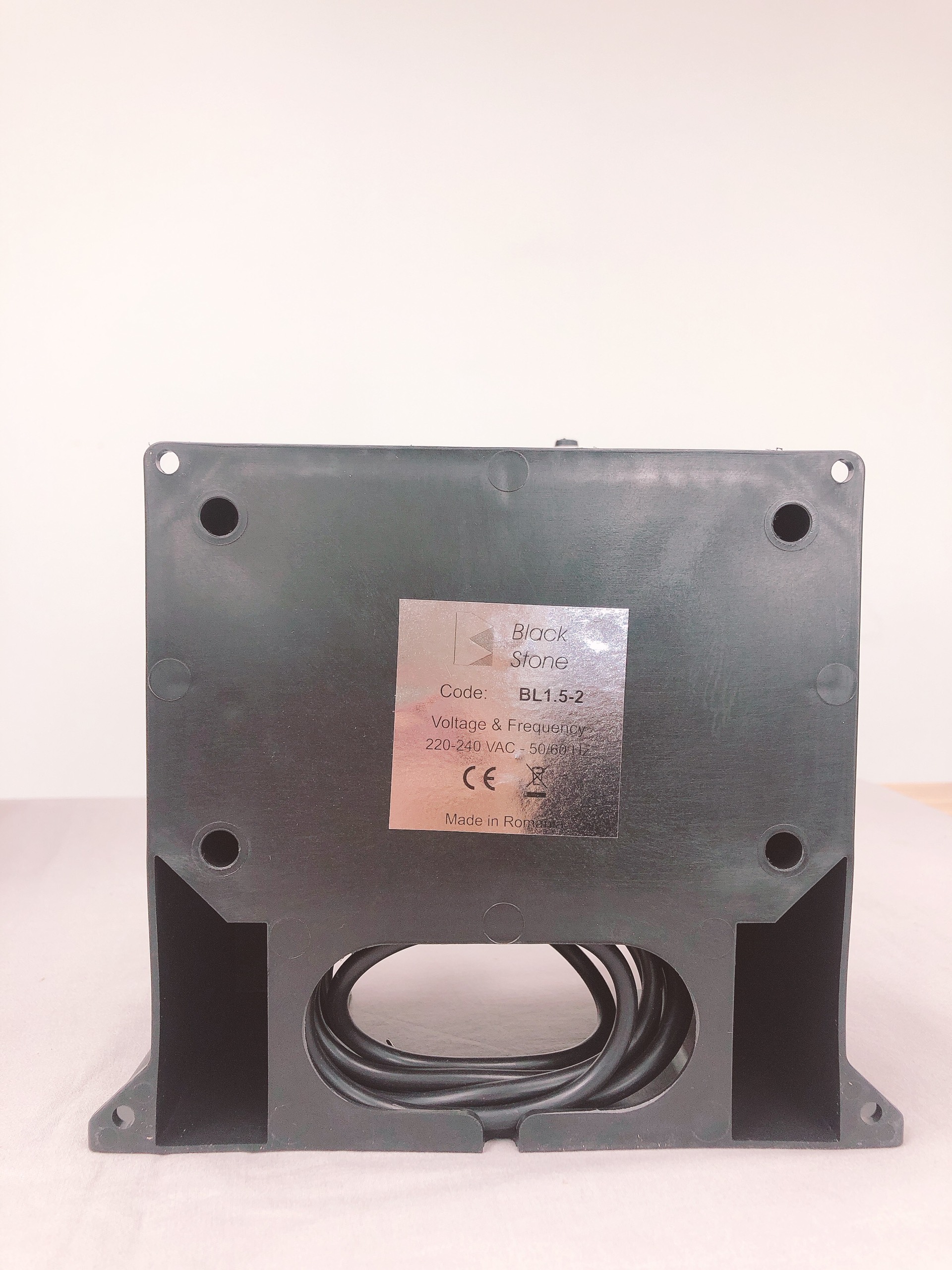 Bơm Định Lượng Hóa Chất Lỏng Black Stone 1.5 lít/giờ, 13 bar Hanna BL1.5-2 2 Bơm Định Lượng Hóa Chất Lỏng Black Stone 1.5 lít/giờ, 13 bar Hanna BL1.5-2 - Ảnh 2