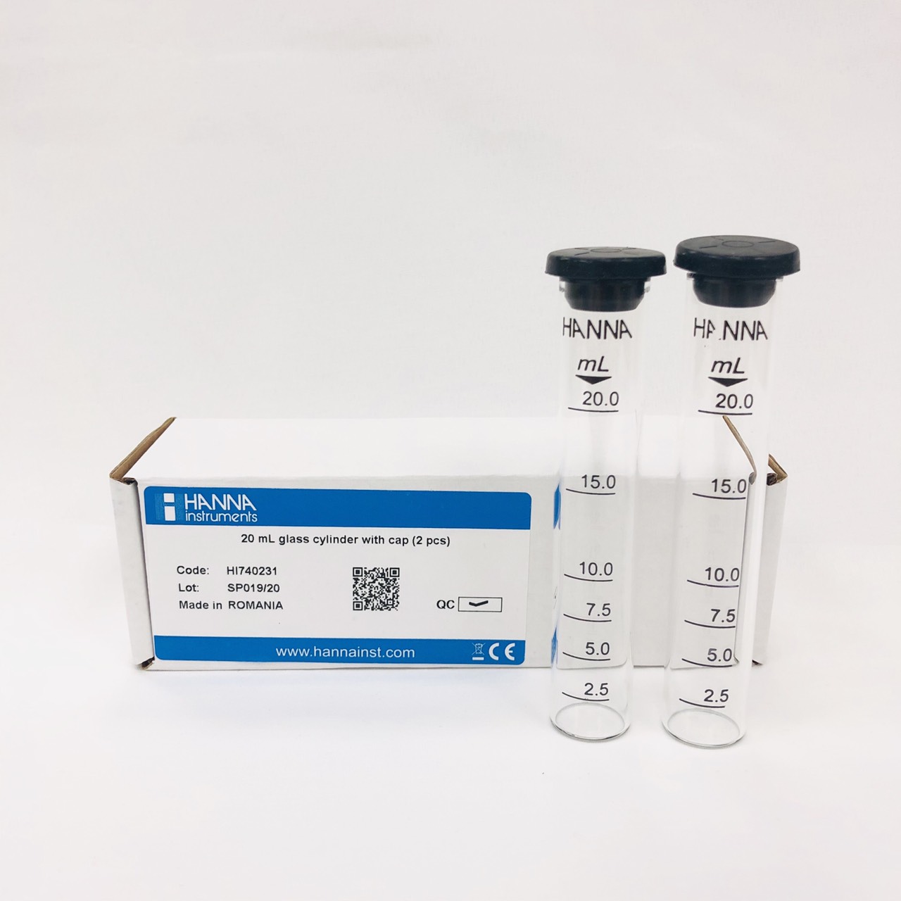 Cuvet 20mL Kèm Nắp Cho Bộ Dụng Cụ Đo HI380xx, 2 Cái Hanna HI740231 1 Cuvet 20mL Kèm Nắp Cho Bộ Dụng Cụ Đo HI380xx, 2 Cái Hanna HI740231