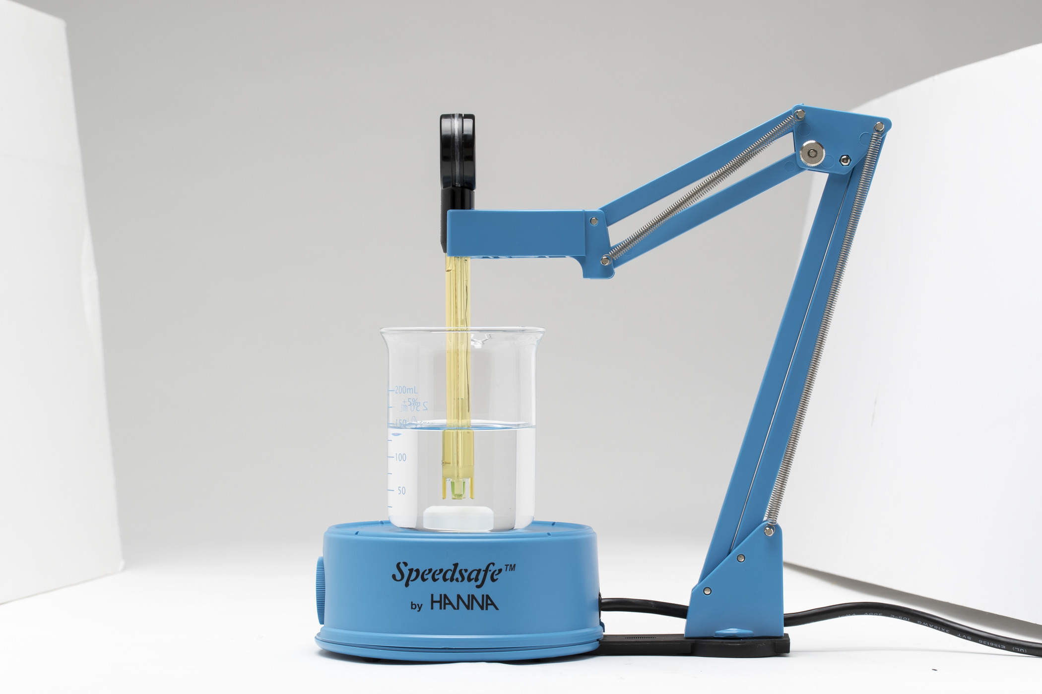 Điện Cực Bluetooth HALO Đo pH Không Cần Máy Đo Hanna HI12302 3 Điện Cực Bluetooth HALO Đo pH Không Cần Máy Đo Hanna HI12302 - Ảnh 3