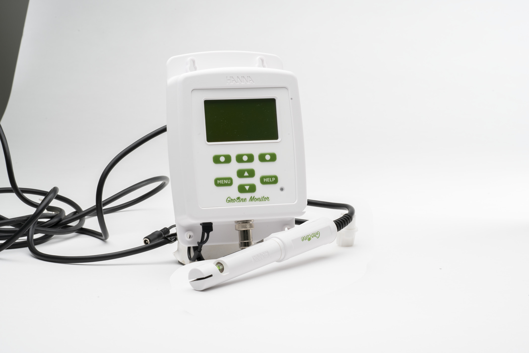 Màn hình GroLine Đo Các Chất Dinh Dưỡng Thủy Canh Hanna HI981420-02 4 Màn hình GroLine Đo Các Chất Dinh Dưỡng Thủy Canh Hanna HI981420-02 - Ảnh 4