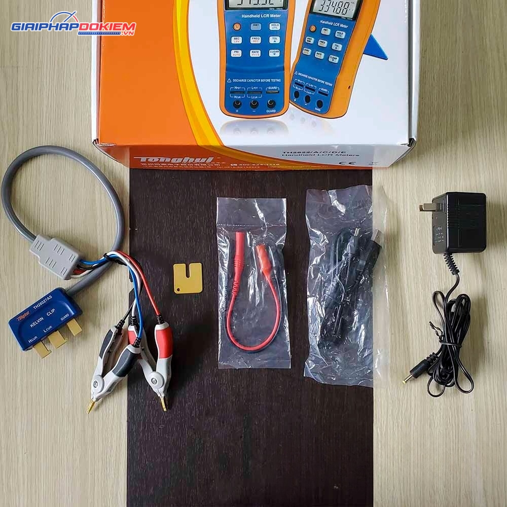 Máy đo LCR cầm tay Tonghui TH2822D 12 Máy đo LCR cầm tay Tonghui TH2822D - Ảnh 6