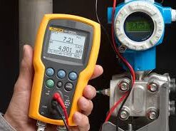 Máy hiệu chuẩn áp suất FLUKE-721-1615 (16 psig, 1500 psig) 19 images 38
