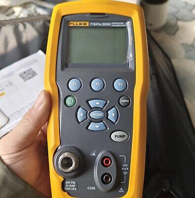 Máy hiệu chuẩn áp suất FLUKE-719PRO-300G (300 psig) 12 Máy hiệu chuẩn áp suất FLUKE-719PRO-300G (300 psig)