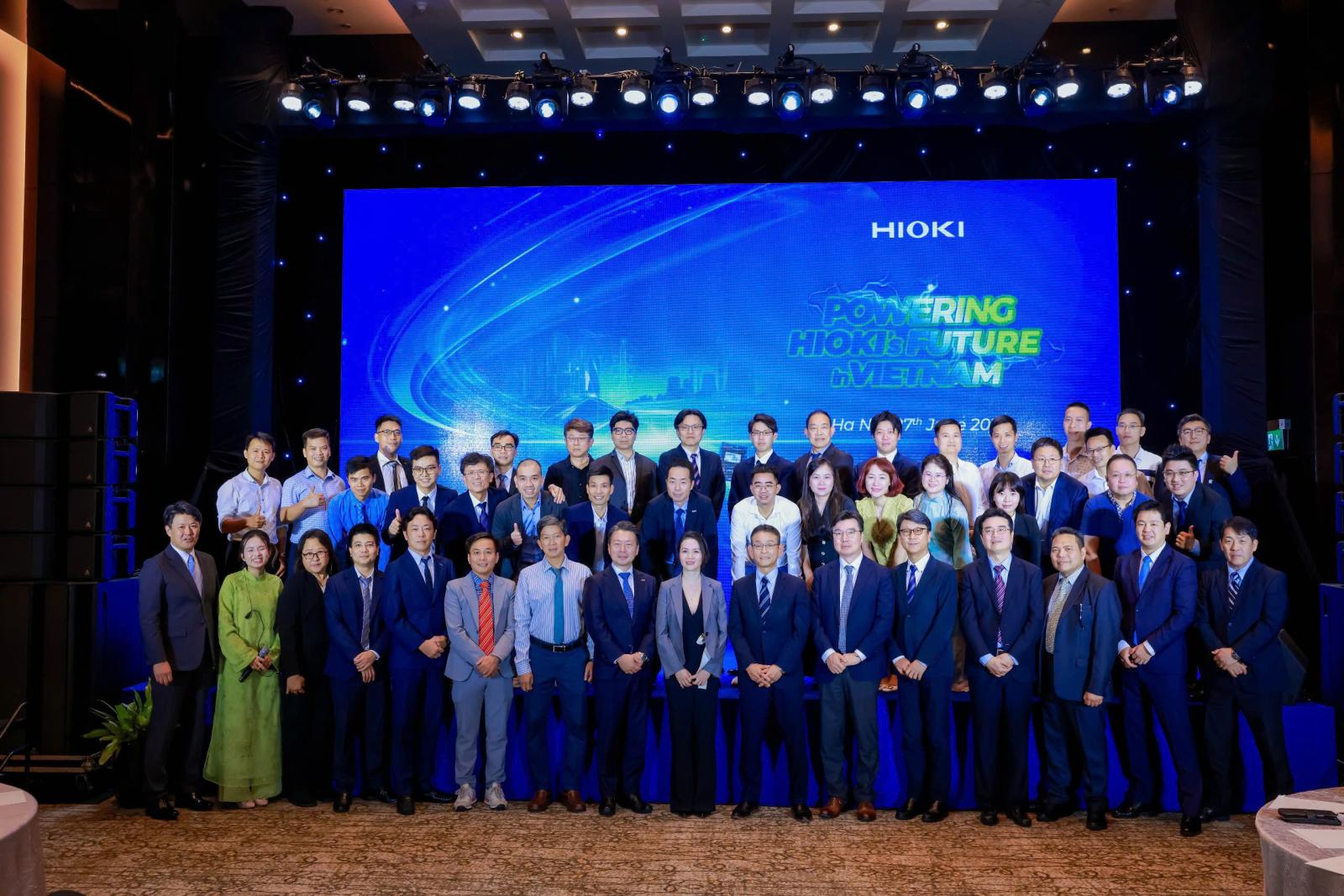 Đại Diện Giải Pháp Đo Kiểm Tham Dự Lễ Thành Lập Công Ty Hioki Việt Nam Ở Hà Nội 15 Giải Pháp Đo Kiểm cam kết góp phần thúc đẩy sự phát triển của ngành công nghiệp điện tử - điện lực Việt Nam thông qua các giải pháp Hioki chất lượng