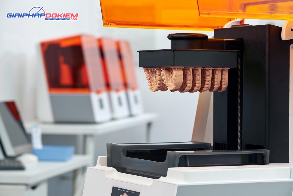 Máy in 3D cho nha khoa Formlabs Form 3B 8 Máy in 3D cho nha khoa Formlabs Form 3B - Ảnh 2