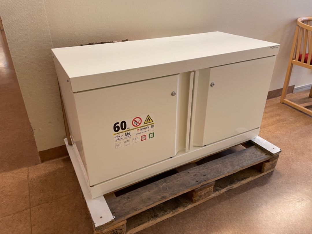 Tủ an toàn chống cháy 2 cửa Ecosafe 792+M11 6 Tủ an toàn chống cháy 2 cửa Ecosafe 792+M11 - Ảnh 3