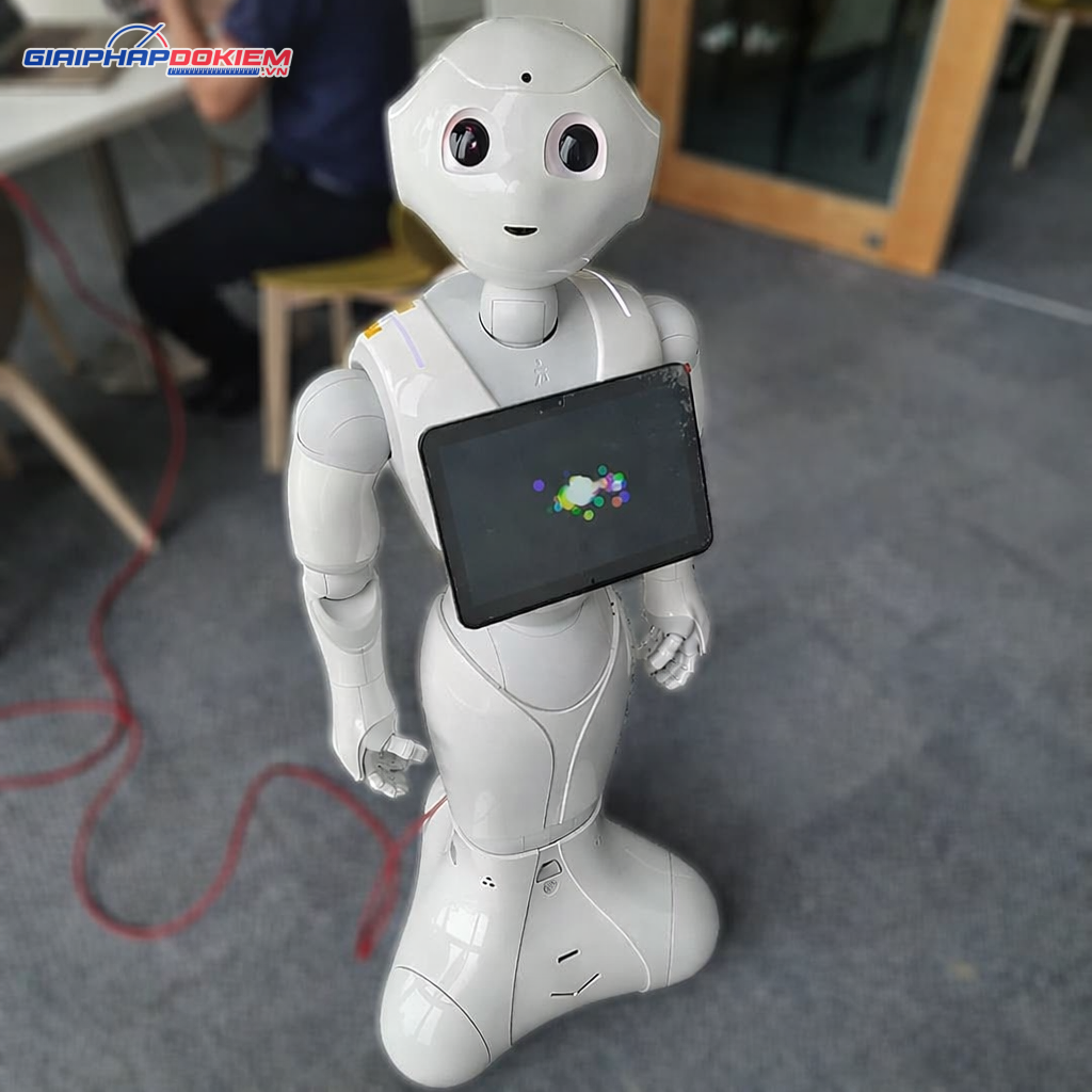 Robot giáo dục Softbank Robotic Pepper 9 Robot giáo dục Softbank Robotic Pepper